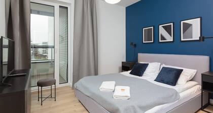 Comfortable Apartment in Zoliborz | Parking and Balcony