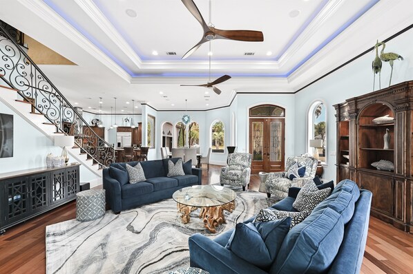 Smart TV, fireplace, stereo, offices