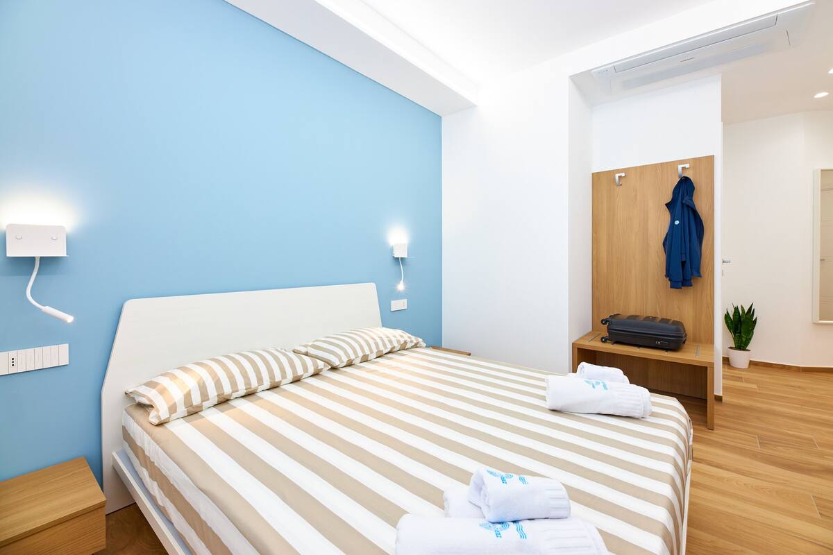 Doppia Comfort, 1 letto queen | Biancheria da letto di alta qualità, copriletto in piuma