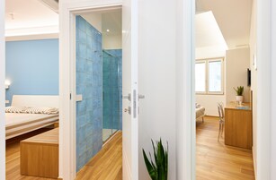 Comfort Double Room, 1 Queen Bed | Premium bedding, down comforters, pillowtop beds, minibar