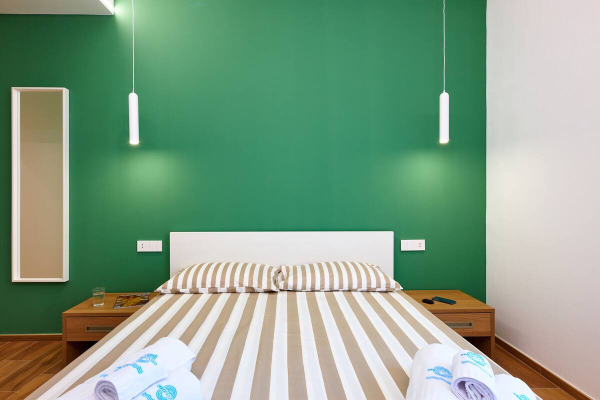 Doppia Comfort, 1 letto queen | Biancheria da letto di alta qualità, copriletto in piuma