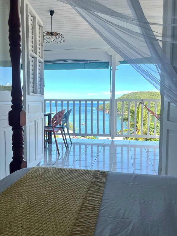 2 bedrooms, desk, free WiFi, bed sheets - Exceptional T3 sea view apartment, 5 minutes walk from the beach! And jacuzzi (Les Anses-d'Arlet)