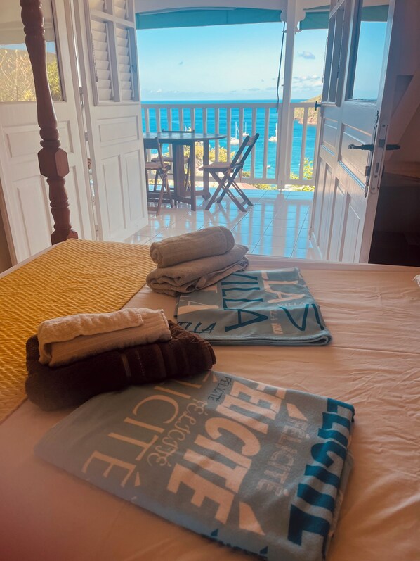 2 habitaciones, escritorio, wifi gratis y ropa de cama