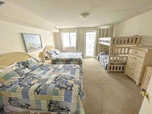 5 bedrooms, WiFi, bed sheets