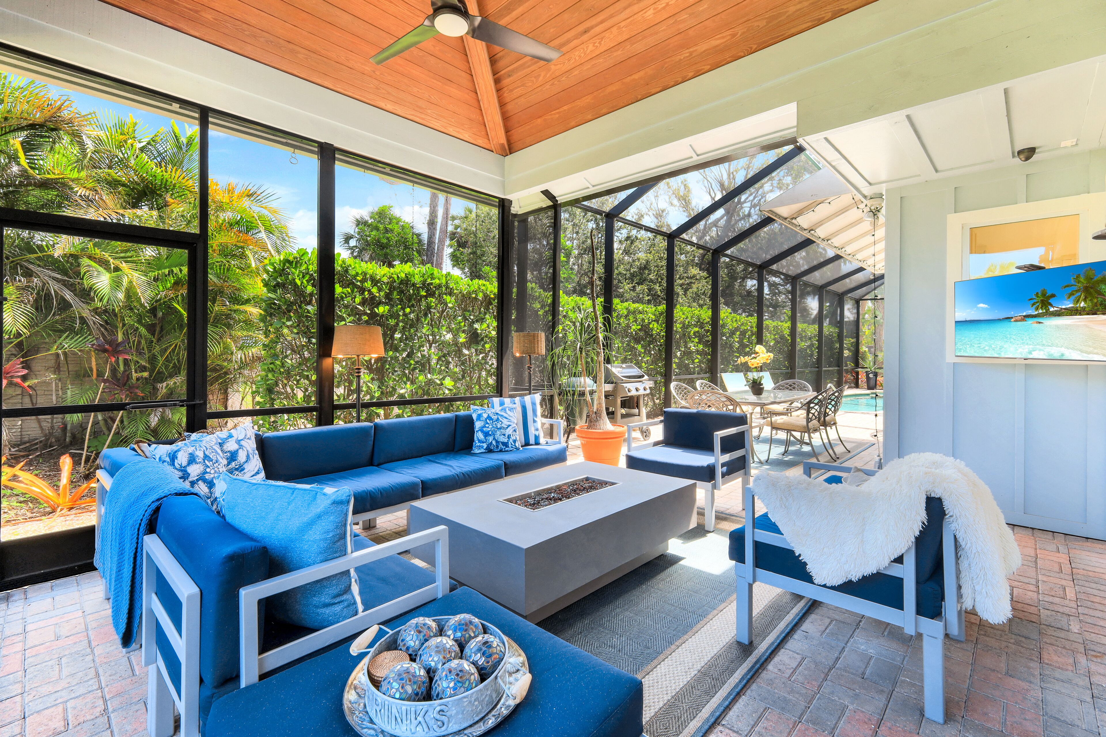 Newly Renovated! Vanderbilt Villa! Less Than One Mile To The Beach! On Vanderbilt Dr!