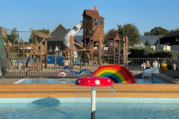 AuĂenpool, beheizter Pool