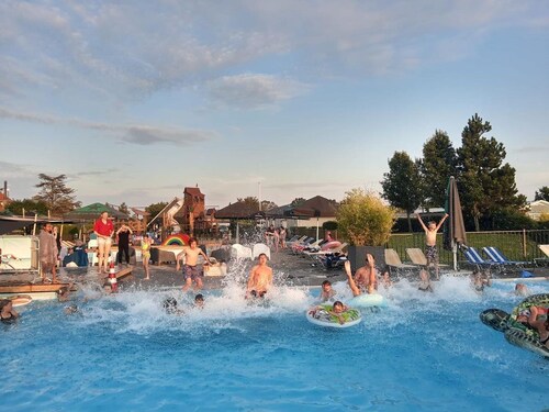 Chalet (J09) on cozy family campsite by the sea