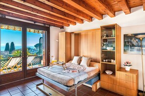 1 chambre, fer et planche Ă repasser, Wi-Fi gratuit, draps fournis