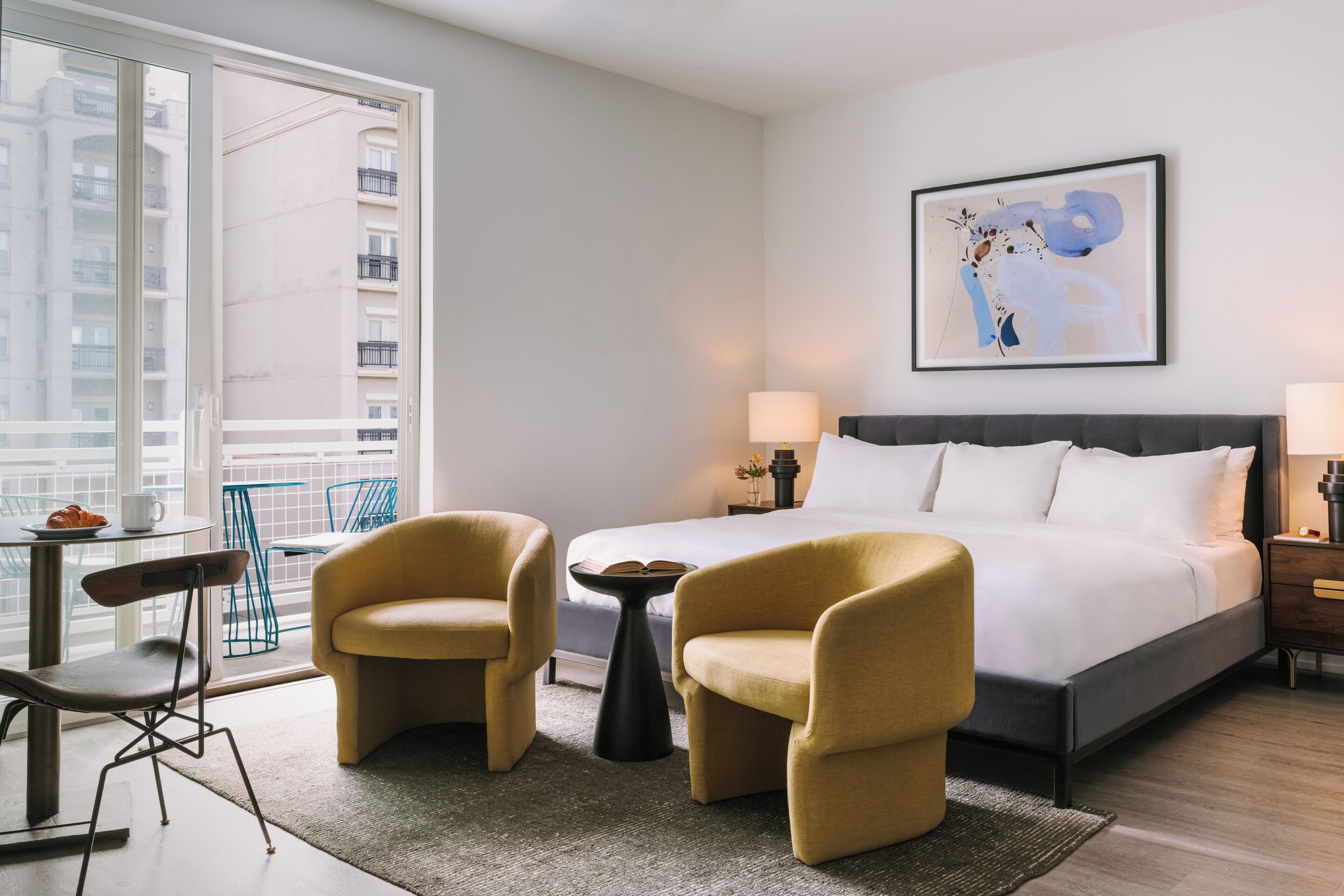 Sonder Midtown South | King Studio Apartment w/ Balcony