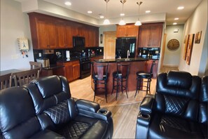 Interior - 7 Springs - Private Southwind Townhome - Prime Location (Champion)