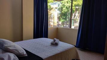 Iron/ironing board, free WiFi, bed sheets