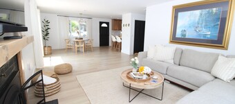 Enjoy your own private pool in Chatham! (2252)