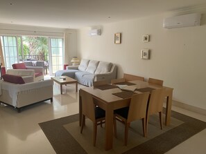 Smart TV, books - Book now your next holiday: ideal apartment for golfers & families (Vilamoura)