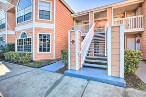 Exterior - < 8 Mi to Disney: Getaway w/ Deck in Kissimmee! (Kissimmee)