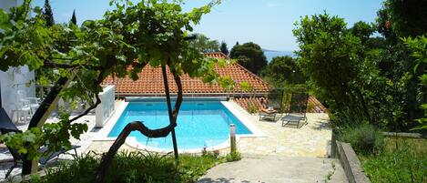 Outdoor pool, a heated pool