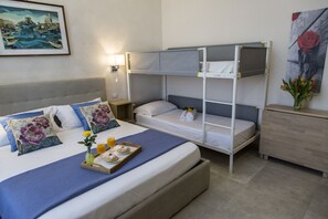 Dobbeltrom – familie | Sengetøy av topp kvalitet, dundyner og memory foam-senger