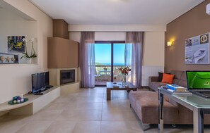 Smart-TV, Kamin, Videospiele, DVD-Player