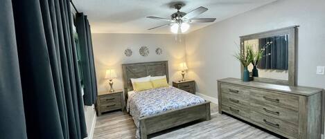 3 dormitoris, planxa i posts de planxar, wifi i roba de llit