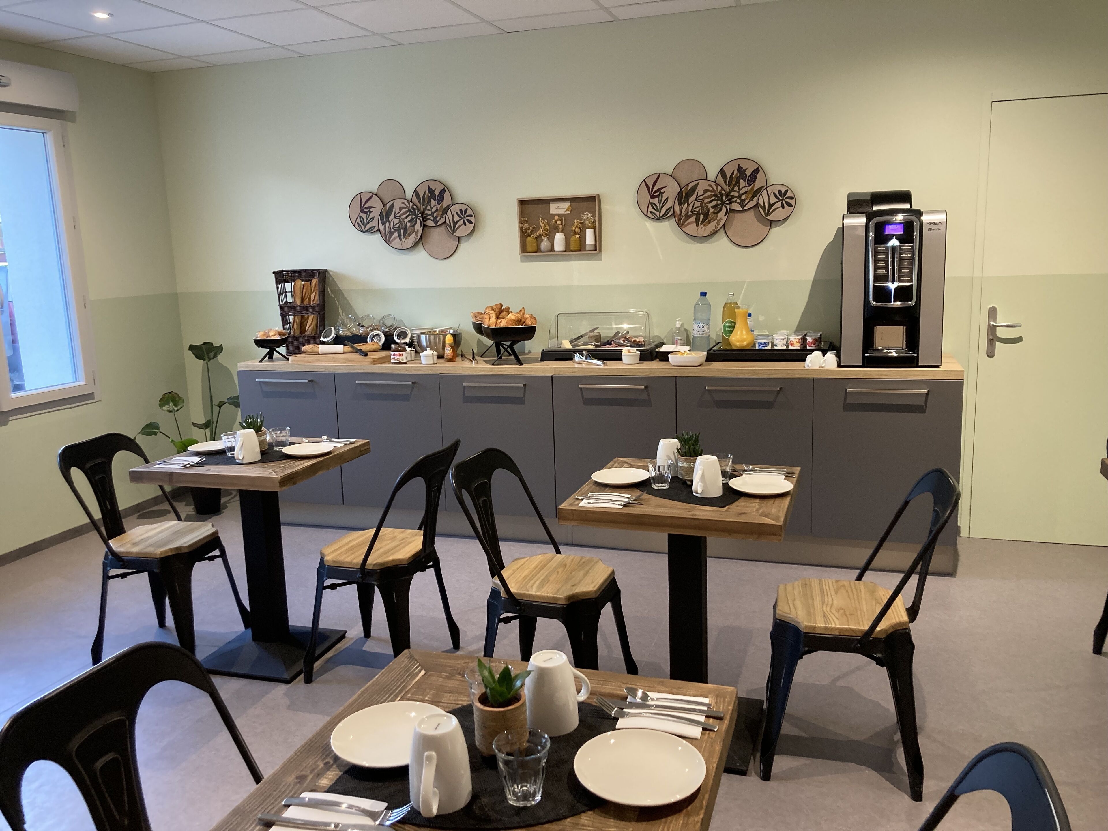 Daily buffet breakfast (EUR 10 per person)