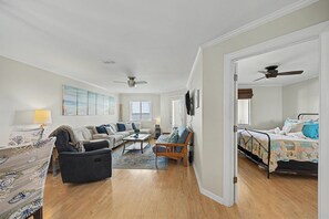 1 Schlafzimmer, Bügeleisen/Bügelbrett, kostenloses WLAN, Bettwäsche