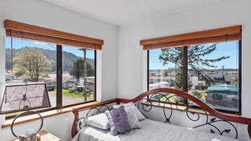 3 Schlafzimmer, kostenloses WLAN, Bettwäsche