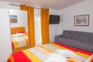 6 bedrooms, free WiFi