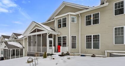 Perfect for Winter Skiing!!