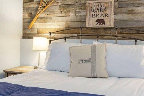 Hot Tub|Family Getaway |Near to Ski Resorts