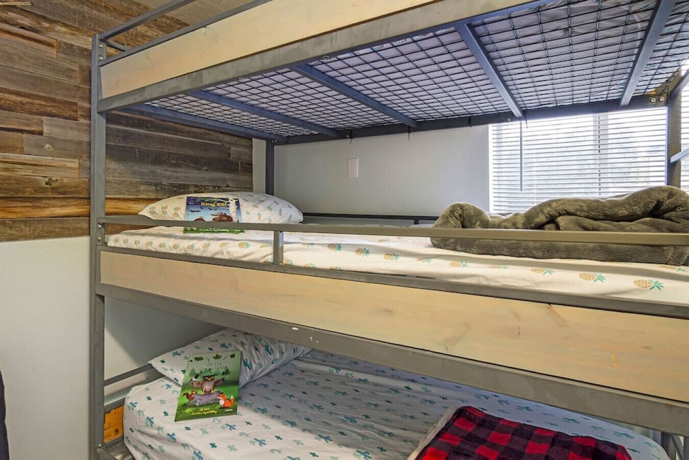 2 habitaciones, escritorio, cuna de viaje y wifi gratis 