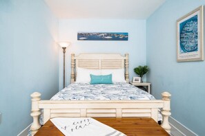 1 slaapkamer, een strijkplank/strijkijzer, wifi, beddengoed