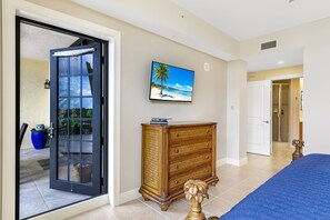 3 habitaciones, tabla de planchar con plancha y cuna de viaje 
