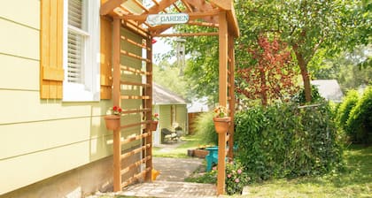 Cozy little house blocks from the Park & Fair Grounds. EV Charger equipped.