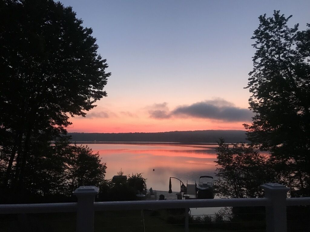 Beautiful waterfront home on Long Lake