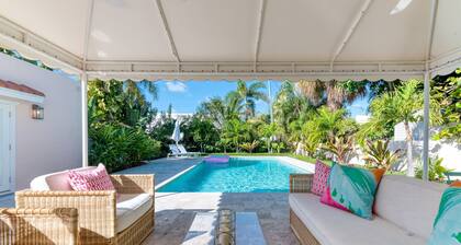 The Pink Orchid Beach House + Stunning Pool!