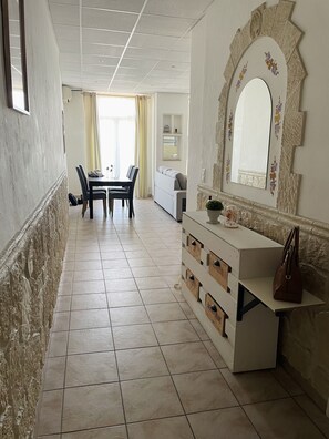 Interior - Sea-view apartment next to the legendary Croisette! (cannes)
