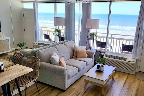 Studio, Ocean View, Beachfront (The Lookout) | 1 bedroom, individually decorated, individually furnished