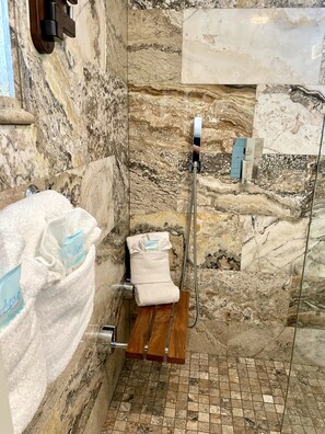 Suite, 1 Bedroom, Ocean View, Beachfront (Sea Dreams) | Bathroom | Designer toiletries, hair dryer, towels, soap - Symphony Beach Club (Ormond Beach)