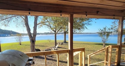 Cozy Lake House with Amazing Views Close to Hooks Marina