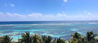 Sky Suite - Beachfront Luxury Suite w/ Terrace & Beach Club