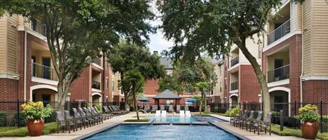 Alberca al aire libre