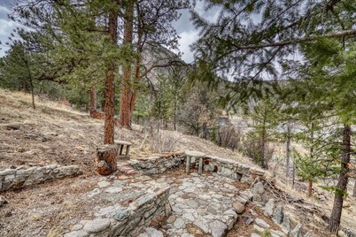 Chalk Creek River House