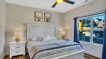 4 bedrooms, free WiFi, bed sheets