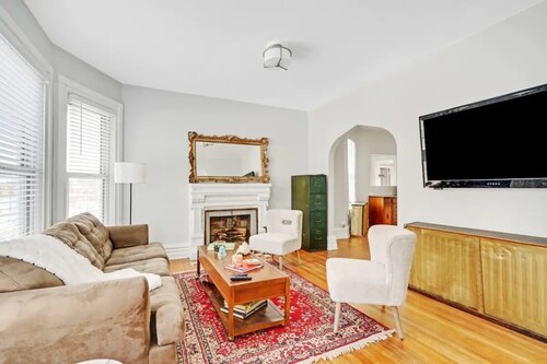 Perfect Private Getaway in the Heart of Buffalo!