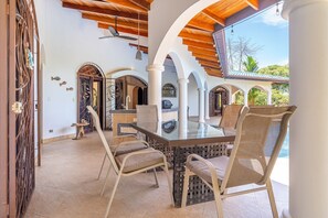 Restauration extérieure