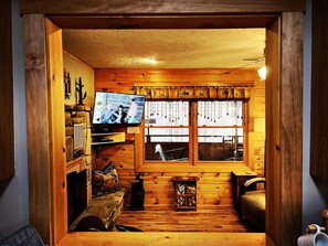 Interior - Time Out Inn- Comfy Cozy Private Smoky Mountain Cabin Hot Tub Video Games (Sevierville)