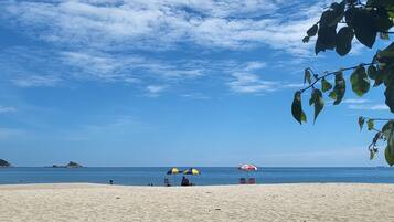 Playa en los alrededores