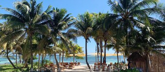 Beachfront 1BR Apartment w/ Terrace & Beach Club