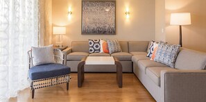 Smart TV - The Fountains, Orlando - 2 Bedroom Premium 6 nights (Orlando)