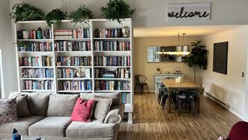 Smart TV, books