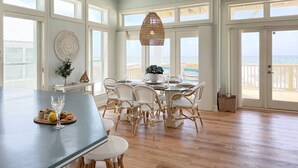 Dining - Oceanfront/Zero Steps to Beach/Views/4BR (Gulf Shores)